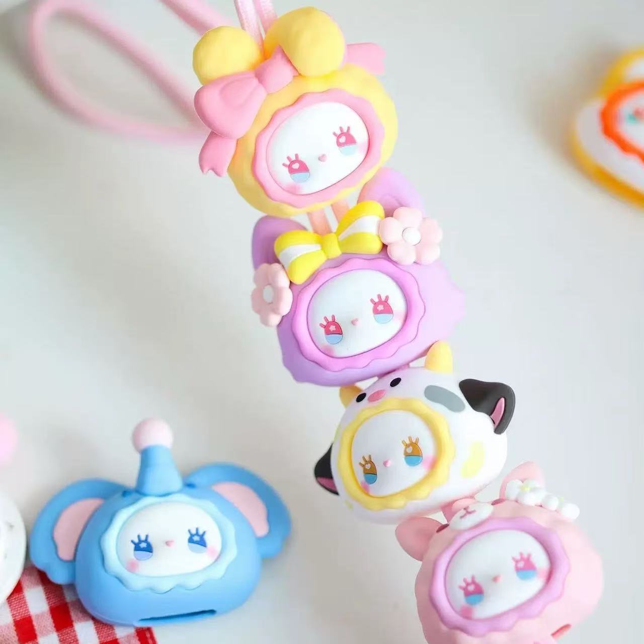 【T】Emma  Secret Forest Animal Park Mobile Rope Blind Box