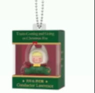 Trains Coming and Going on Christmas Eve#beans#collectibles#blindbox
