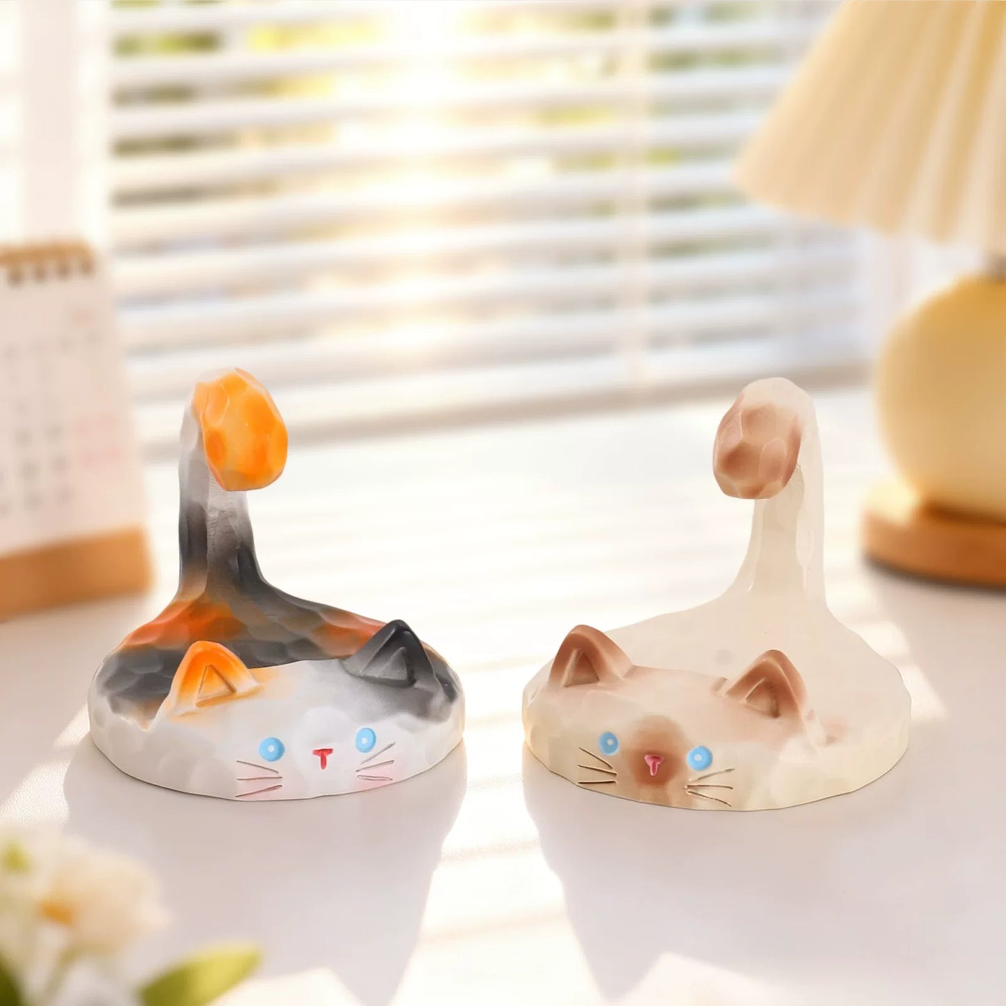 Meow meow mobile phone stand