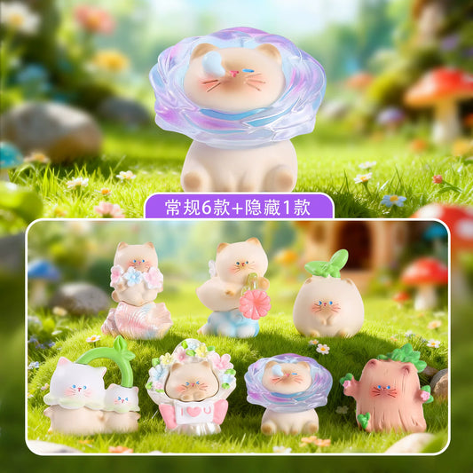 A lively kitten#NewFigure #DeskFigure  #Pocket Sized Figurine