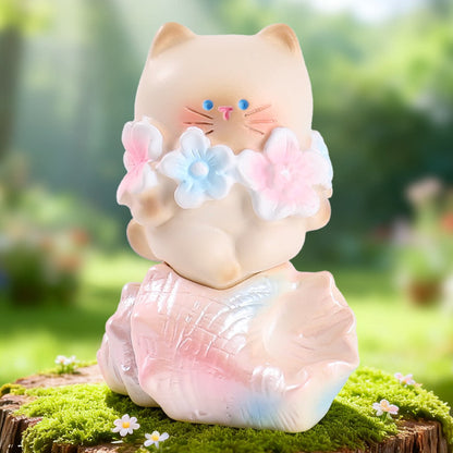 A lively kitten#NewFigure #DeskFigure  #Pocket Sized Figurine