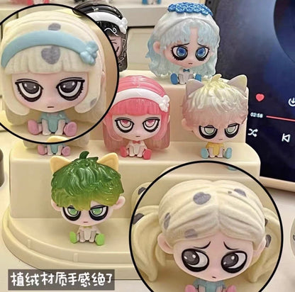 【T】KIKI Row Sitting Cute Particle Series Blind Box