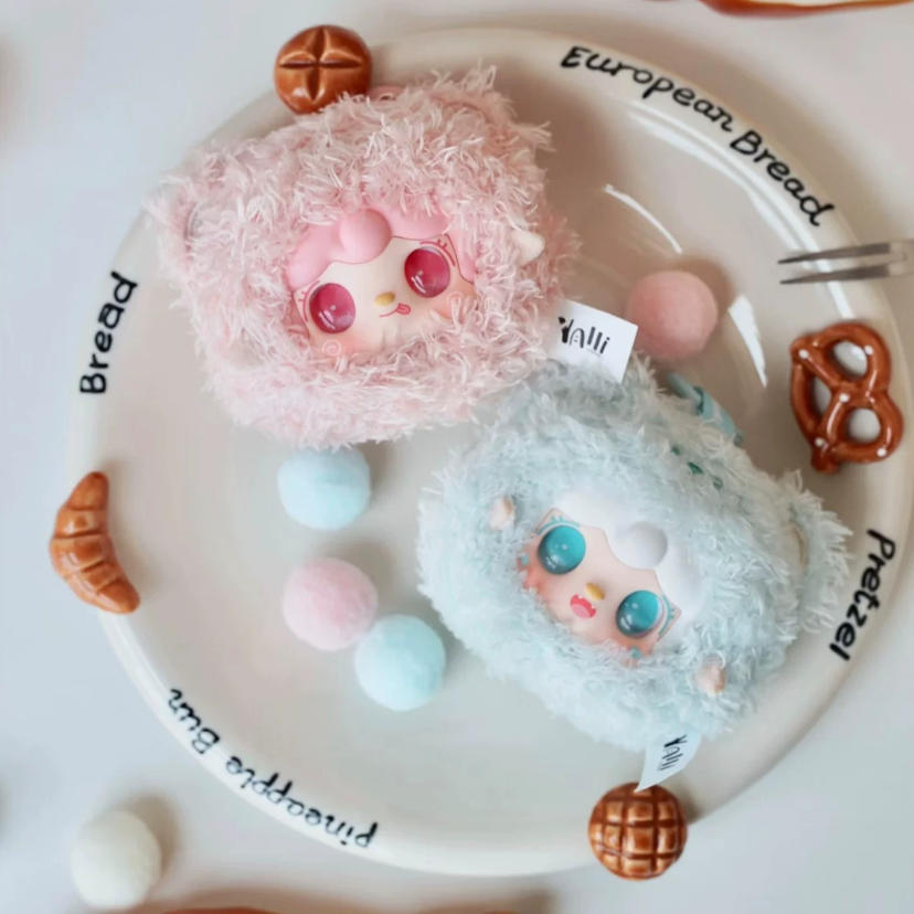 【T】Yooki V9 Pinch Little Bear Plush Keychian Blind Box